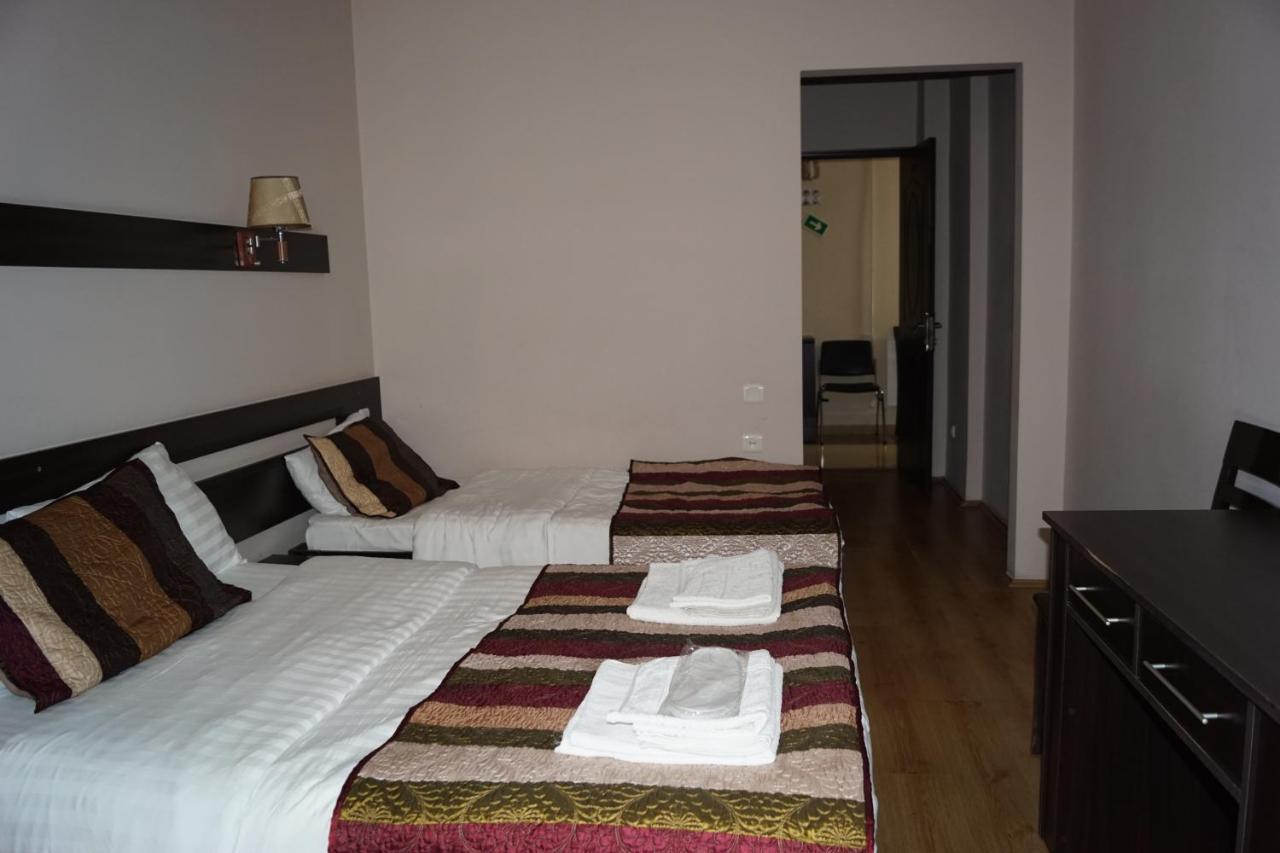 Iar Hotel Batumi Exterior foto