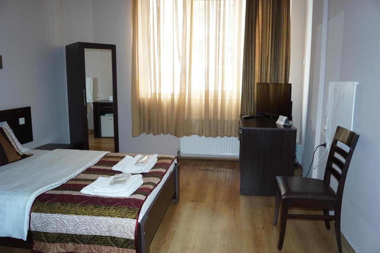 Iar Hotel Batumi Exterior foto